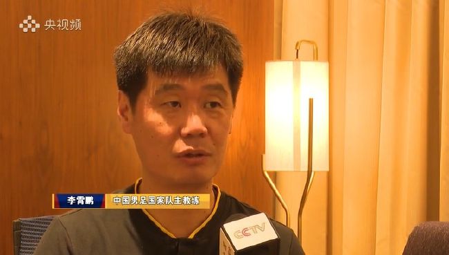 被老板诱惑的女演员志愿生